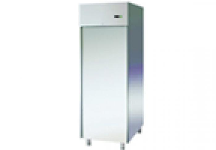Reach in Single Door Upright Refrigerators / Freezers